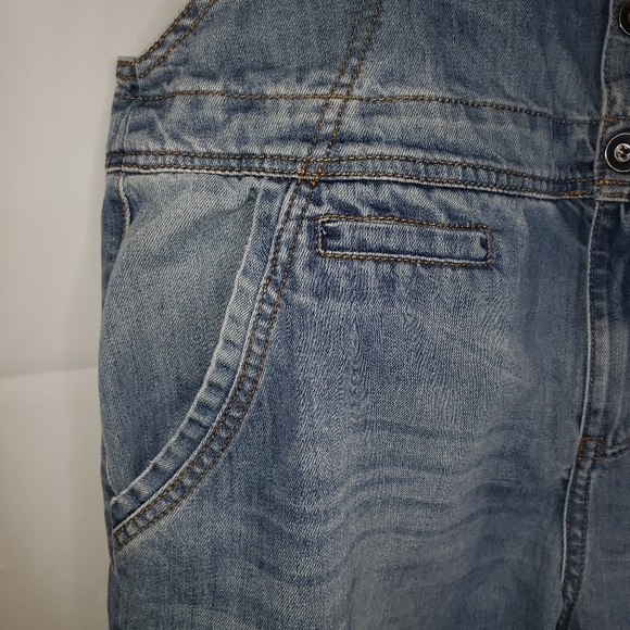 CITY CHIC DENIM DISTRESSED STONEWASHED OVERALL SHORTS SIZE 14 - Picture 6 of 12